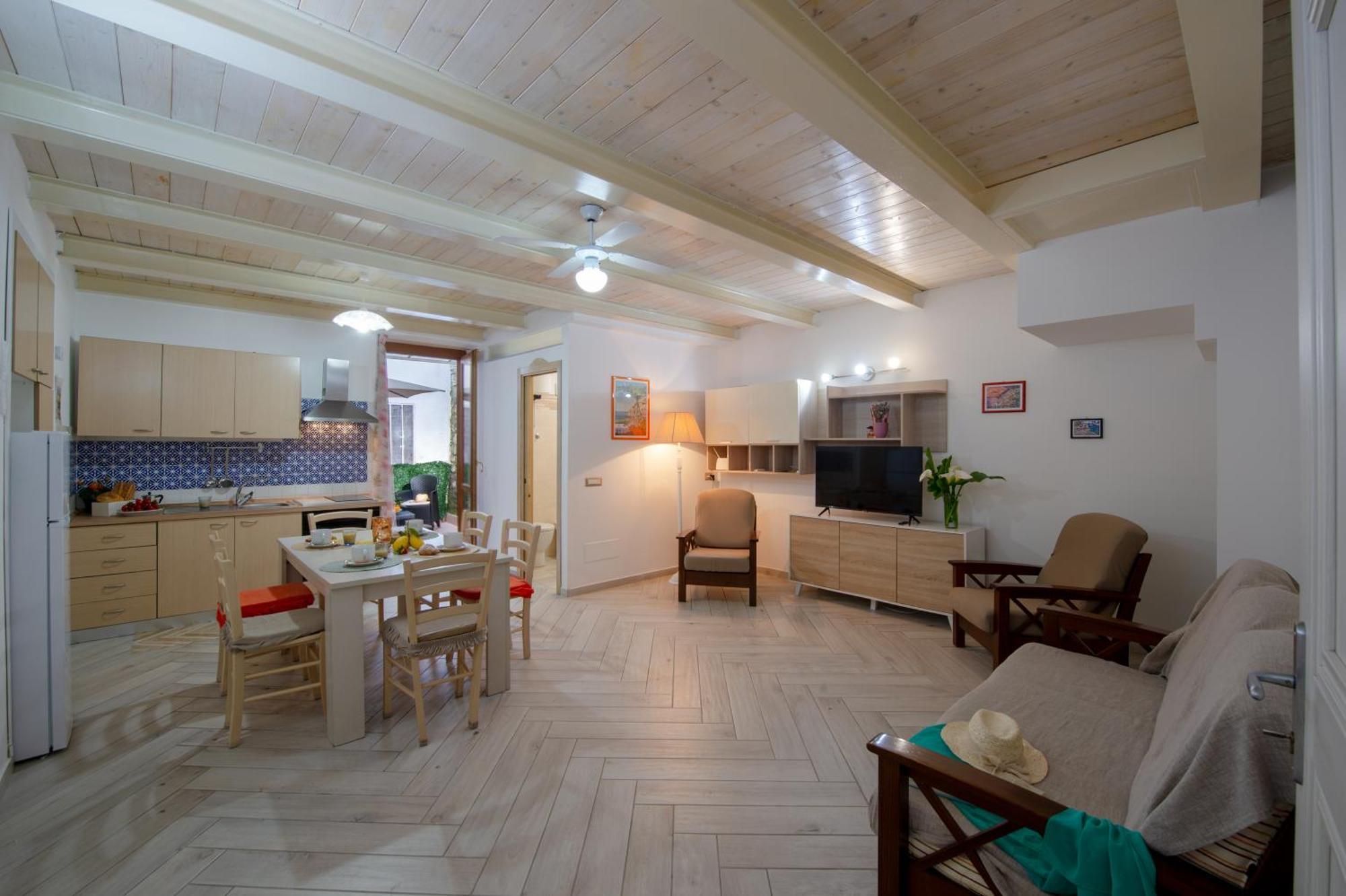 Holiday home Maison Antica - One Step Away From The Sea *